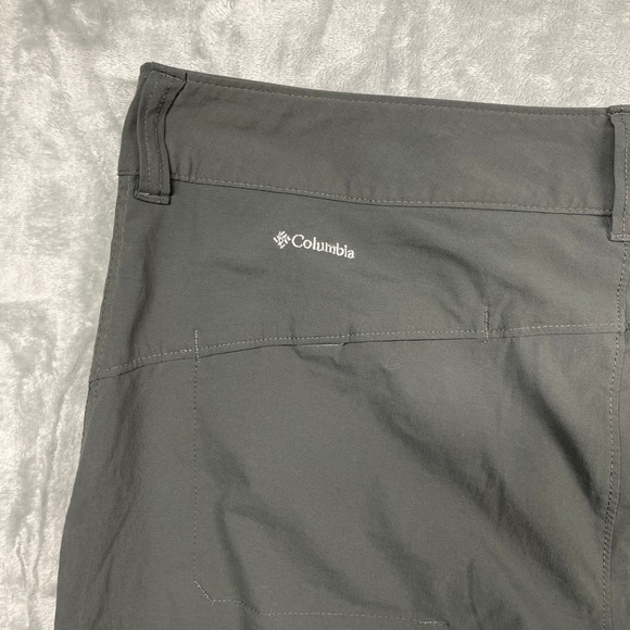 Columbia Omni-Shield Women's Gray Capri Hiking Pants Size 14 Drawstring - Picture 12 of 12